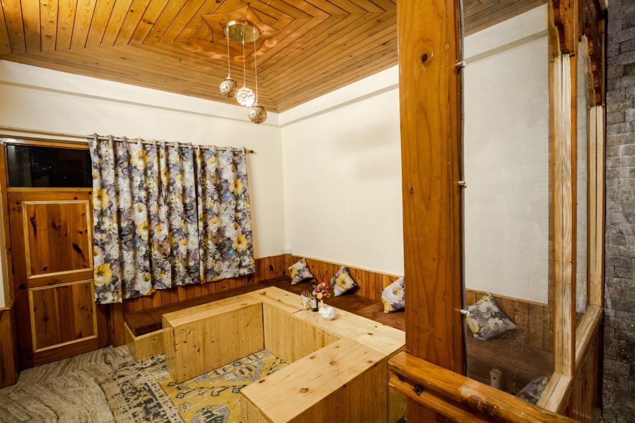 Отель Tales N Trails Vashist Экстерьер фото