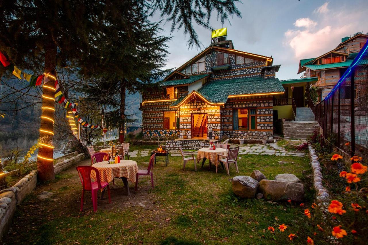 Отель Tales N Trails Vashist Экстерьер фото